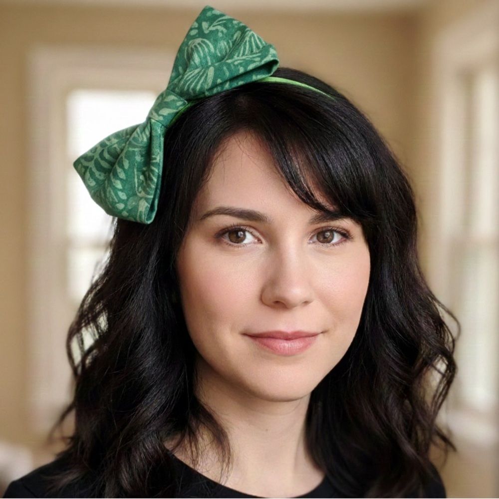 NEW Green Botanical Batik Print Handmade Fabric Bow Headband